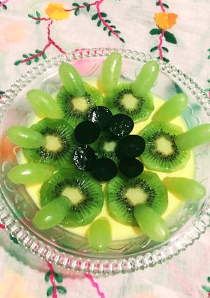 A picture of Vanilla Fruit Custard.