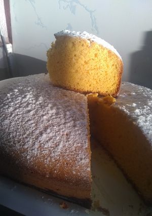 Una foto de Torta con flan de vainilla😋