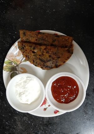 मेथी के पराठे (Methi ke parathe recipe in Hindi) रेसिपी मुख्य फोटो