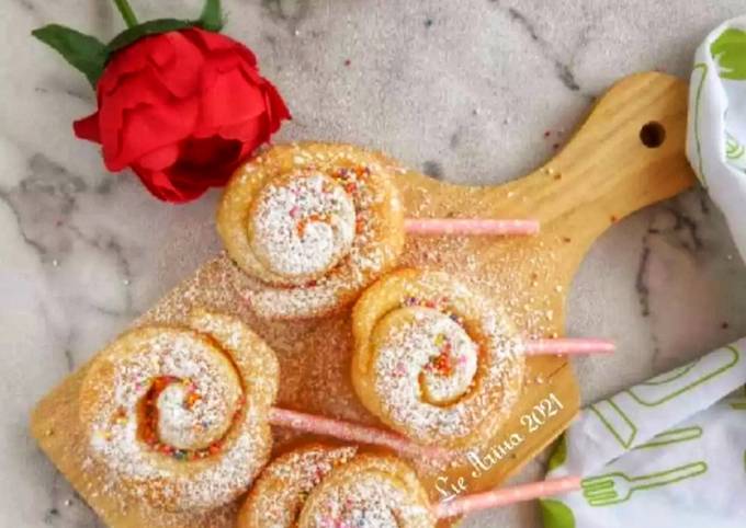 Ini dia! Bagaimana cara buat Donat Lollipop  (Tanpa telur)  sesuai selera