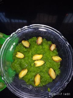 हरे मटर का शीरा (Hare matar ka sheera recipe in Hindi) रेसिपी मुख्य फोटो