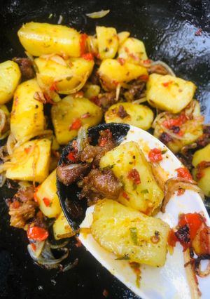 A picture of Stir fried potatoes.