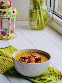 A picture of Vegetable cream soup.