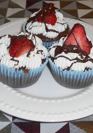 Una foto de Cupcakes templados de chocolate