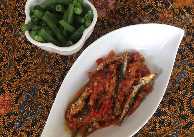 Balado Ikan Asin Japuh