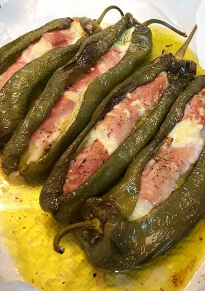 Una foto de Pimientos Italianos  Rellenos