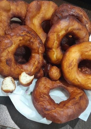 عکسی از دستور نون روغنی اسون با مخمر خراب و دو قلم مواد