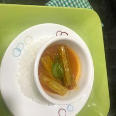 A picture of Drumstick curry.