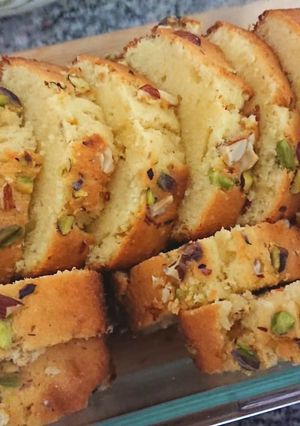 A picture of Fruit cake.
