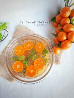 Foto resep Es Jeruk Selasih