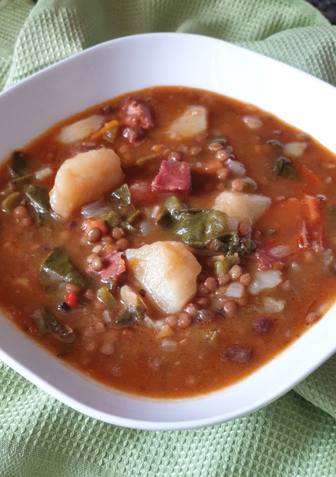 Una foto de Lentejas con chorizo de la abuela