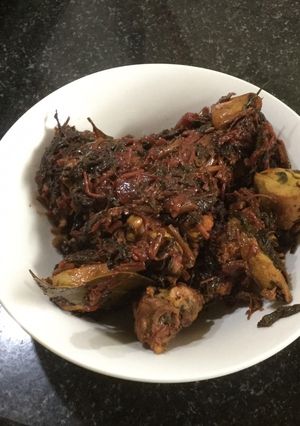 A picture of Red Spinach with Chicken.