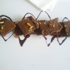 A picture of Chocolate banana barfi.