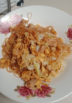 รูปของ เส้นเล็กผัดซีอิ๊ว
