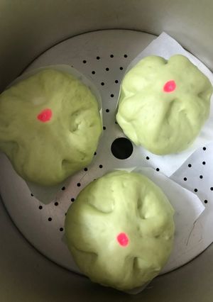 Hình của món Bầu bí lười đủ thứ ^^nay cuối tuần lại mưa nên làm vài cái bánh bao cho cả nhà thưởng thức.