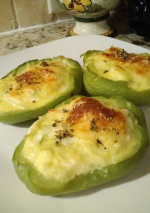 Una foto de Tayotas (Chayote) Rellenas