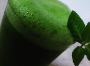 صورة لوصفة عصير الليمون والنعنع المنعش