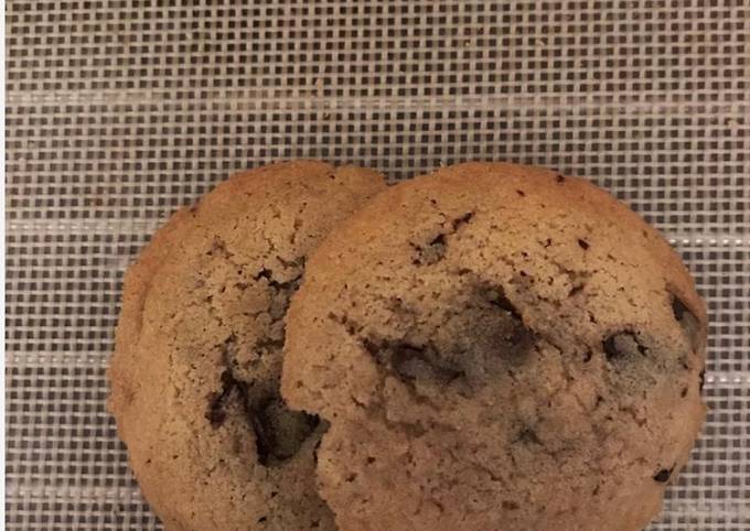 The perfect chocolate chip cookie