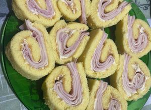 Una foto de Pionono se puede rellenar a gusto dulce, salado o también agridulce 👩🏻‍🍳