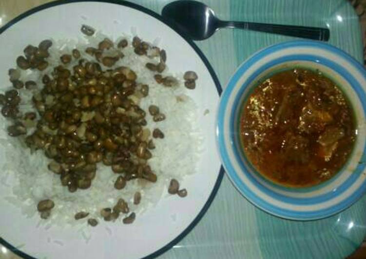 Rice and beans with stew