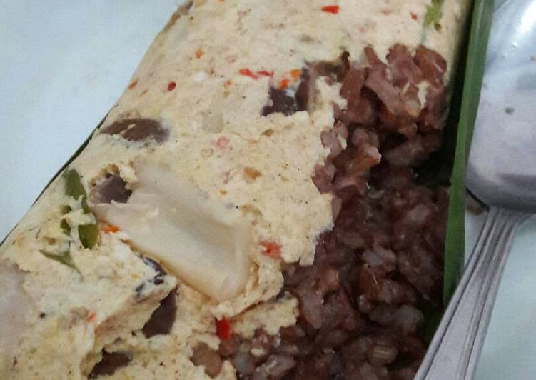 Pepes Tahu w/ Nasi Merah