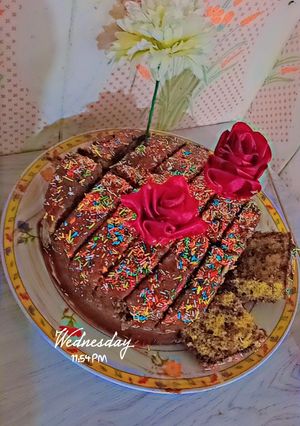 عکسی از دستور کیک شکلاتی اسفنجی