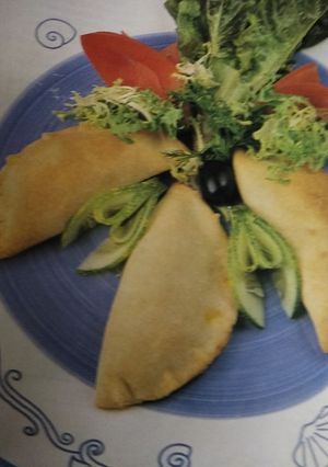 A picture of Veg Empanadas.