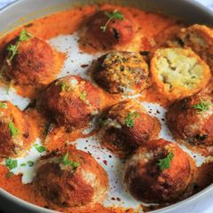 A picture of Malai kofta.