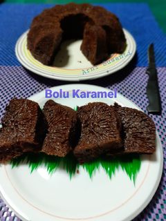 Foto resep 55.Bolu Karamel / Kue Sarang Semut