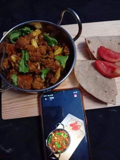 মাসালা আলু ফুলকপি (masala aloo gobi sabji recipe in Bengali) রেসিপির প্রধান ছবি