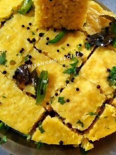 झटपट ढोकला (Jhatpat dhokla recipe in hindi) रेसिपी मुख्य फोटो