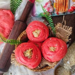 A picture of Rose bread.