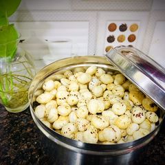 A picture of Roasted Makhana Kasoori.