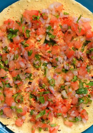 A picture of Masala papad.