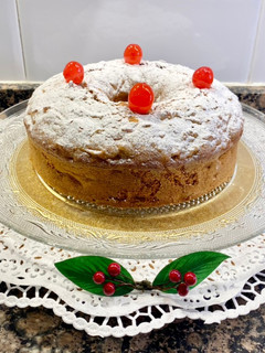 Una foto de Pastel de otoño, con manzanas, pasas, nueces y ron. “Sin gluten “
