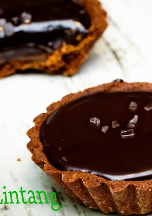 Foto resep Cemilan Buka Puasa - caramel chocolate tart
