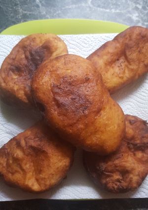 Töltött krumplis lángos recept fotója