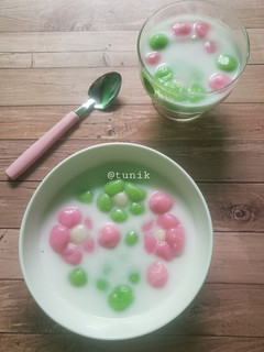 Foto resep Bua Loy Thai Dessert (Mochi Kuah Santan)