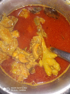 நாட்டுக்கோழி குழம்பு (Naatukozhi kulambu recipe in tamil) செய்முறை முக்கிய புகைப்படம்