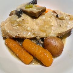 A picture of Crockpot Beefy Onion Pork Chops.