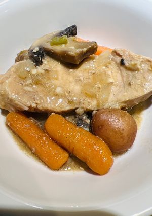 A picture of Crockpot Beefy Onion Pork Chops.