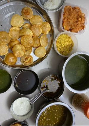 A picture of Pani Puri.