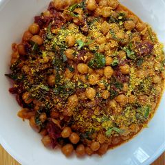 A picture of Marry Me Creamy Vegan Chickpeas.