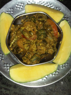 A picture of Sarso wali bhindi.