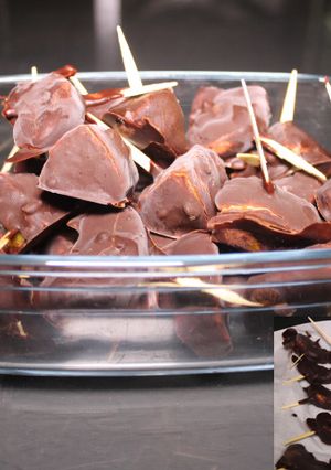 Foto principal de Naranja bañada en chocolate
