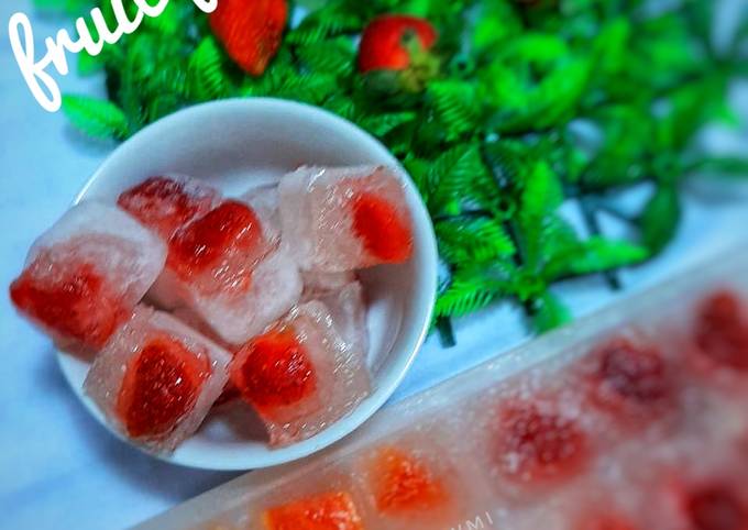 Fruit jelly ice cube