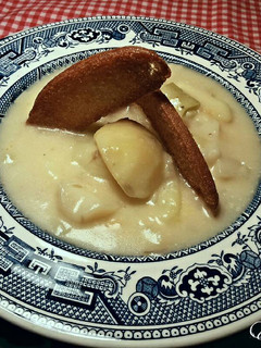 Una foto de Estofado de patatas cremosas con nata