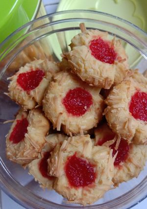 Foto resep Thumbprint Cookies