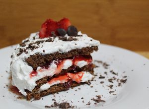 Una foto de Torta de selva negra 🍰