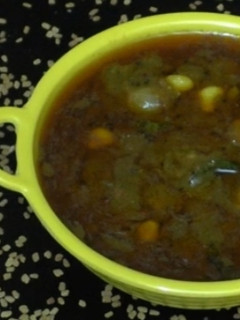 வெந்தய கார குழம்பு(vendaya kara kulambu recipe in tamil) செய்முறை முக்கிய புகைப்படம்